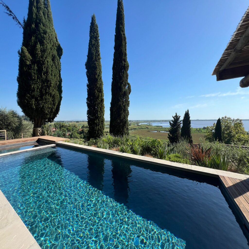 Le Poiane villa in vendita in esclusiva Versilia